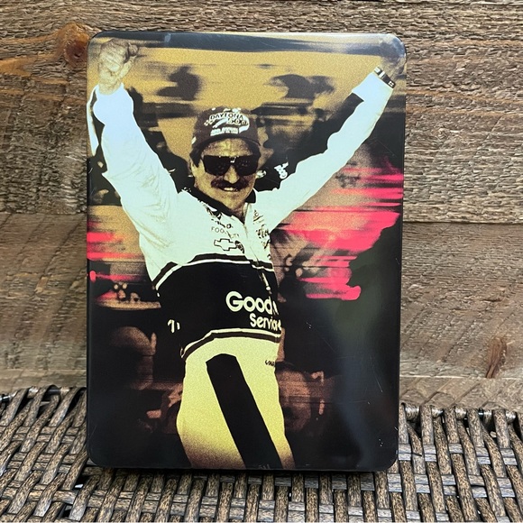 Dale - The Movie - Narrated by Paul Newman - (6 Discs in Collectible Tin) - Picture 2 of 9